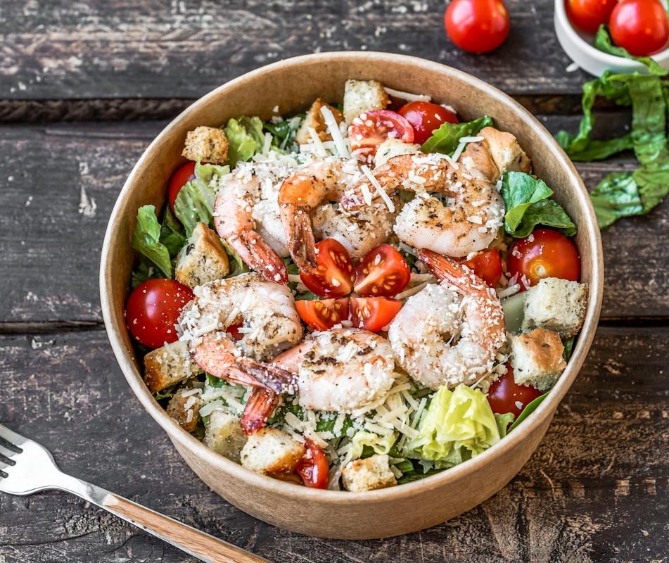 Buddha bowl dengan quinoa dan sayuran organik